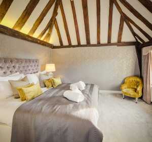 Charming countryside rooms to stay vaulty manor